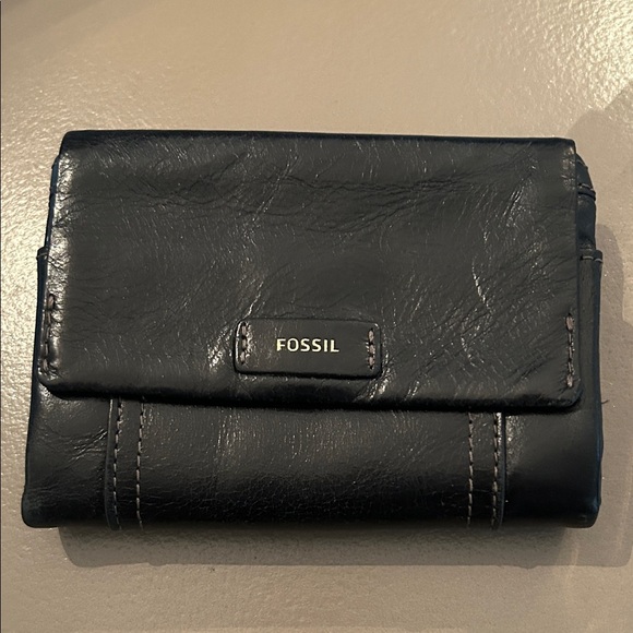 Fossil Handbags - Fossil Black Leather Fold Wallet